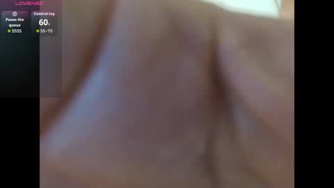 Snapshot of pixieluxxx chatting on 05/05/26, 03:42 PixieLuxXx online show from 05/05/26, 03:42