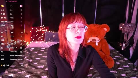 pixiepeachh online show from 02/07/26, 10:24