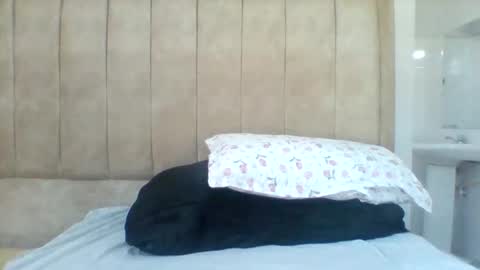 pixietease1 online show from 11/18/25, 01:59