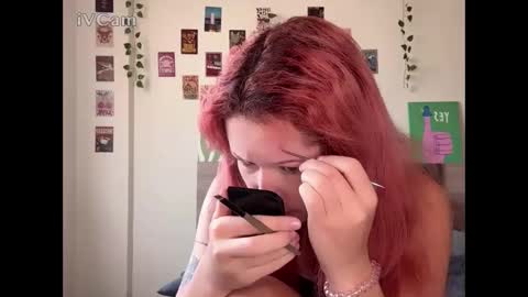 Snapshot of pixieyes0n chatting on 03/01/26, 02:46 Daryl online show from 03/01/26, 02:46