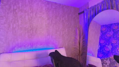 cris online show from 03/31/26, 09:04