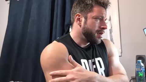 pizza_biceps online show from 01/08/26, 03:53