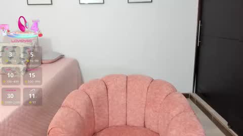 Angie Henao online show from 01/17/26, 04:43