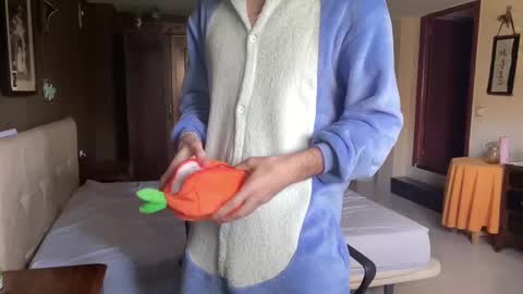 Snapshot of placebo14 chatting on 01/30/25, 10:19 placebo14 online show from 01/30/25, 10:19