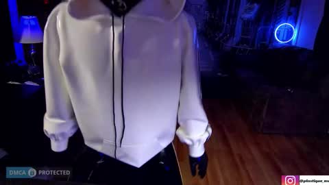 plasticme online show from 02/22/26, 05:55