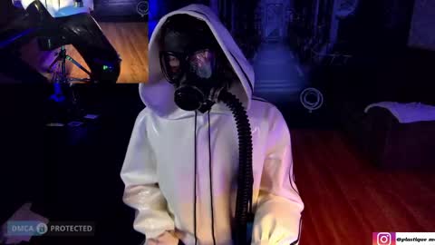 plasticme online show from 04/24/26, 05:37