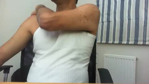 platino3026 online show from 12/17/25, 10:49