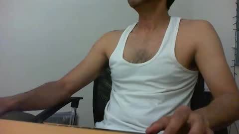 Snapshot of platino3026 chatting on 05/27/26, 11:46 platino3026 online show from 05/27/26, 11:46