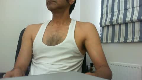 Snapshot of platino3026 chatting on 06/25/26, 04:12 platino3026 online show from 06/25/26, 04:12