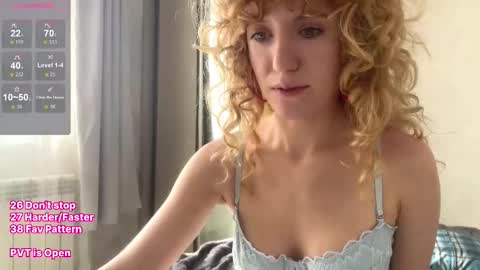 Snapshot of play_me_softly chatting on 03/03/26, 11:38 play_me_softly online show from 03/03/26, 11:38