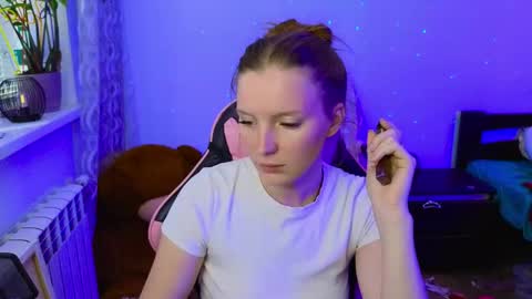 Snapshot of playful_mary chatting on 05/28/26, 08:33 Masha online show from 05/28/26, 08:33
