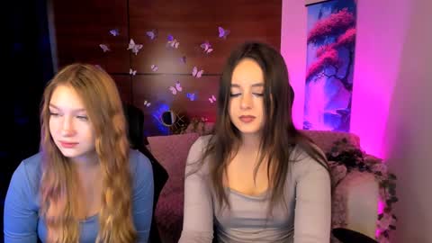 Snapshot of playful_sophie chatting on 12/27/24, 11:17 Sophie online show from 12/27/24, 11:17