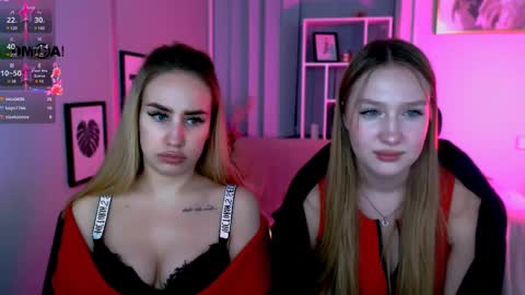 Snapshot of playful_sophie chatting on 02/12/25, 02:56 Sophie online show from 02/12/25, 02:56