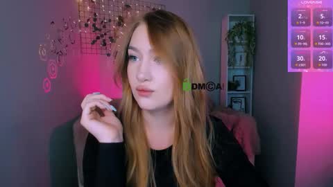 Snapshot of playful_sophie chatting on 10/02/25, 07:21 Sophie online show from 10/02/25, 07:21