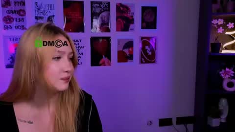 Snapshot of playful_sophie chatting on 07/03/26, 07:31 Sophie online show from 07/03/26, 07:31