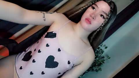 kate online show from 04/13/26, 11:21