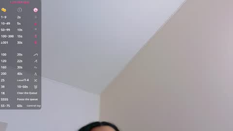 Snapshot of playfuljust_18 chatting on 06/13/26, 12:36 SAMARA online show from 06/13/26, 12:36