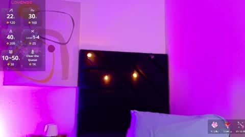Snapshot of playfuljust_18 chatting on 06/23/26, 12:47 SAMARA online show from 06/23/26, 12:47
