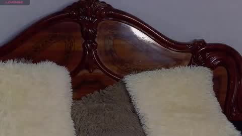 PlayfulNicole online show from 10/28/25, 06:50