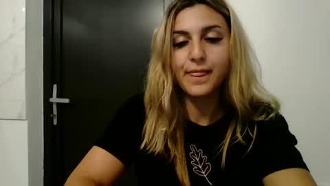 PlayfulNicole online show from 06/04/26, 02:39