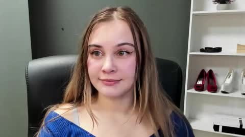 Snapshot of playgirl_valeria chatting on 02/23/26, 10:07 Valeria online show from 02/23/26, 10:07