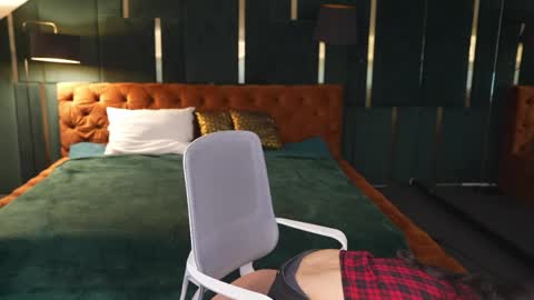 Lana online show from 04/07/26, 10:15