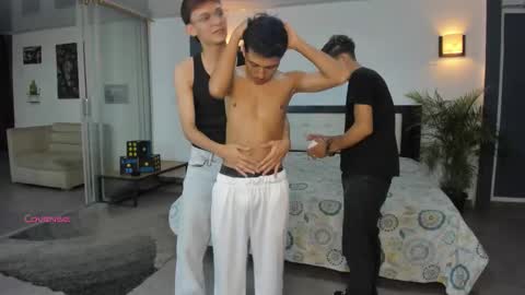   online show from 09/27/25, 11:21