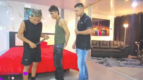   online show from 03/08/26, 11:19