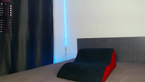 Snapshot of playmate_ chatting on 02/07/25, 03:41 John online show from 02/07/25, 03:41