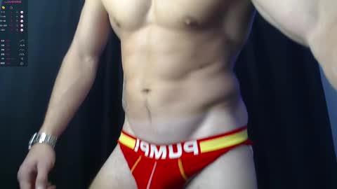 Snapshot of playmate_ chatting on 09/11/25, 02:06 John online show from 09/11/25, 02:06