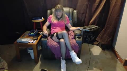 playtoy1969 online show from 02/04/25, 09:07