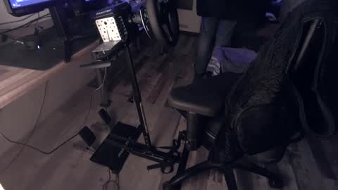 Hello ask me  . Im glad  to see you here in my room. Welcome PVT is open online show from 12/18/25, 06:36