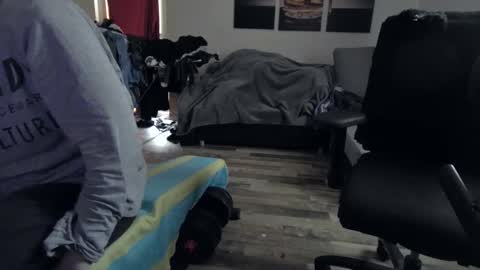 Snapshot of plboy23 chatting on 05/02/26, 02:55 Hello ask me . Im glad to see you here in my room. Welcome PVT is open online show from 05/02/26, 02:55