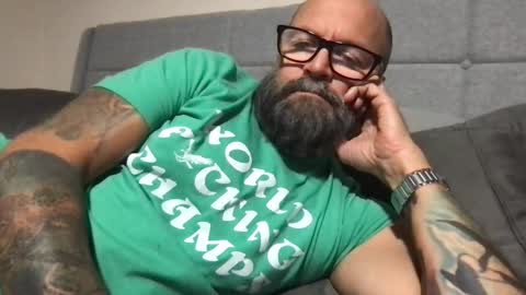 Snapshot of pleasesitonmycock chatting on 11/12/25, 01:06 PleaseSitOnMyCock online show from 11/12/25, 01:06