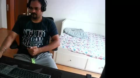 Snapshot of pleasure5845 chatting on 07/07/26, 12:42 Sam online show from 07/07/26, 12:42