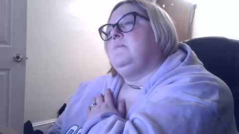 Snapshot of pleasurepuppt chatting on 01/18/25, 05:41 pleasurepuppt online show from 01/18/25, 05:41