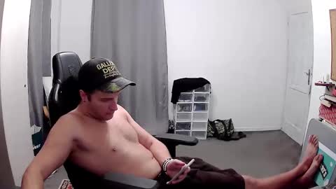 plkrisztian online show from 10/04/25, 04:38