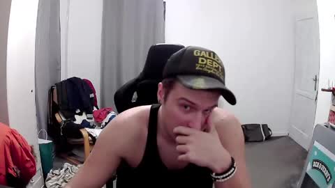 plkrisztian online show from 04/20/26, 09:27