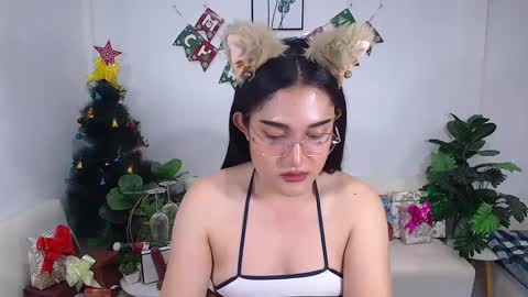 Snapshot of ploysaithailand chatting on 01/08/25, 03:39 Ploysai online show from 01/08/25, 03:39
