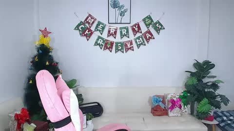 Snapshot of ploysaithailand chatting on 01/13/25, 03:45 Ploysai online show from 01/13/25, 03:45