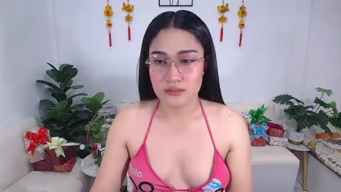 Snapshot of ploysaithailand chatting on 02/11/25, 07:12 Ploysai online show from 02/11/25, 07:12