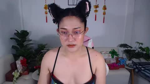 Snapshot of ploysaithailand chatting on 03/03/25, 07:43 Ploysai online show from 03/03/25, 07:43