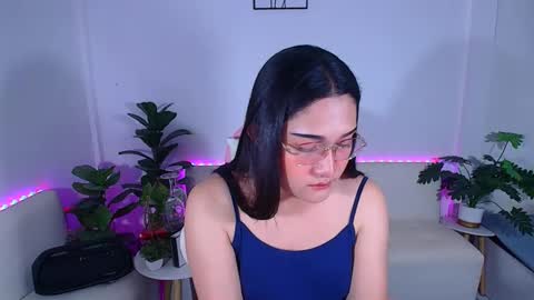 Snapshot of ploysaithailand chatting on 10/07/25, 09:28 Ploysai online show from 10/07/25, 09:28