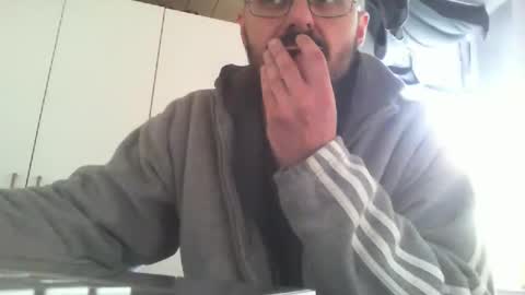 Snapshot of plu07f3520 chatting on 03/21/26, 02:09 plu07f3520 online show from 03/21/26, 02:09