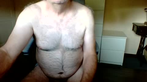 Snapshot of pluchet chatting on 06/25/26, 05:12 pluchet online show from 06/25/26, 05:12