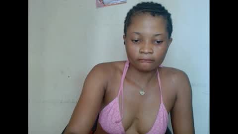 Snapshot of plumnjuicyx chatting on 02/11/25, 10:37 plumnjuicyx online show from 02/11/25, 10:37
