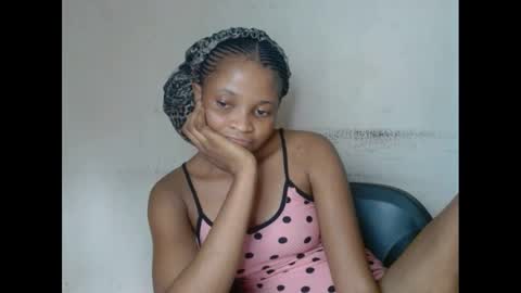 Snapshot of plumnjuicyx chatting on 02/18/25, 04:37 plumnjuicyx online show from 02/18/25, 04:37