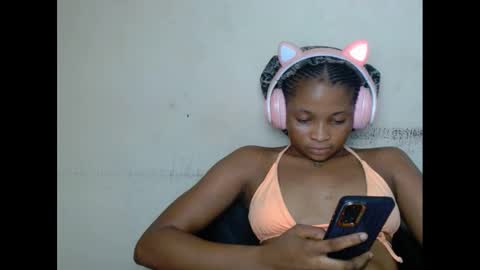 Snapshot of plumnjuicyx chatting on 02/24/25, 02:37 plumnjuicyx online show from 02/24/25, 02:37
