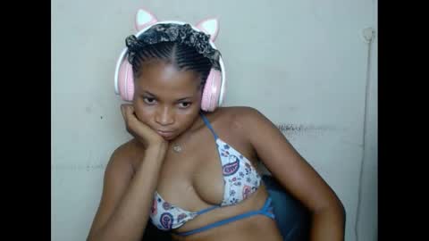 Snapshot of plumnjuicyx chatting on 02/26/25, 08:59 plumnjuicyx online show from 02/26/25, 08:59