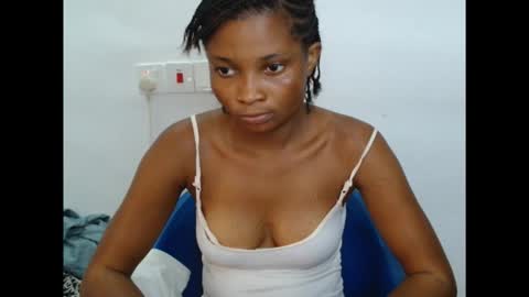 Snapshot of plumnjuicyx chatting on 10/15/25, 09:20 plumnjuicyx online show from 10/15/25, 09:20